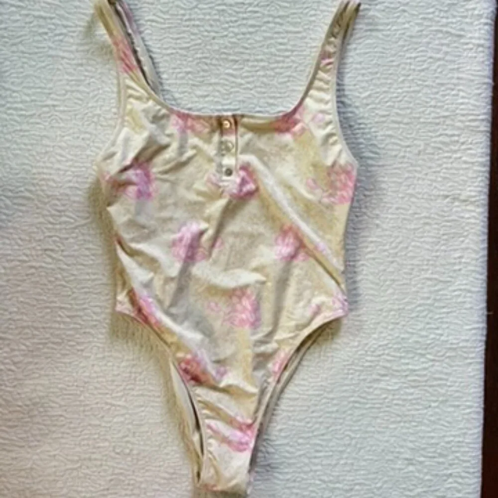 Frankies x Pamela Anderson One piece swim